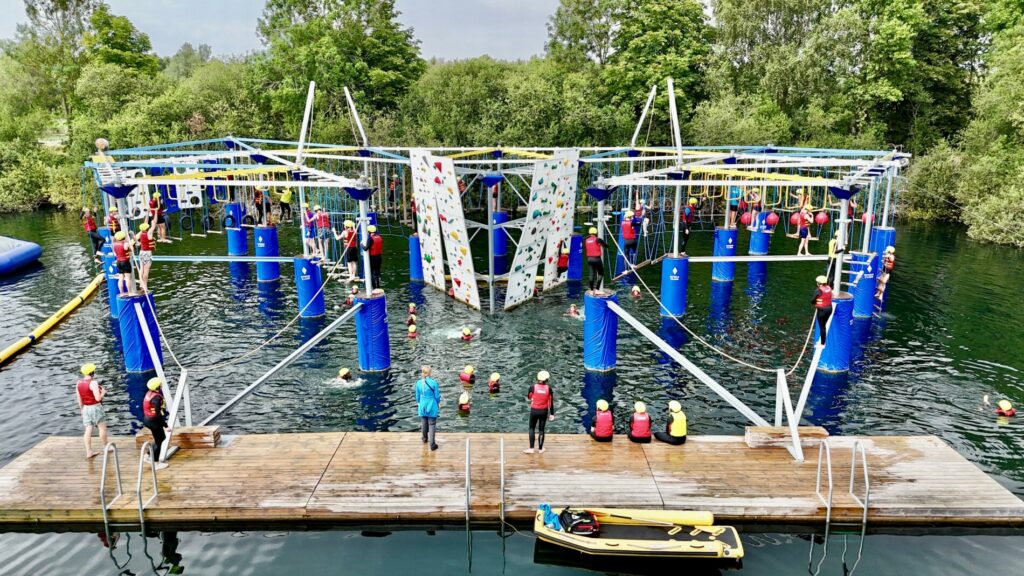 Numerous visitors on the worldwide largest Hydroclimb system